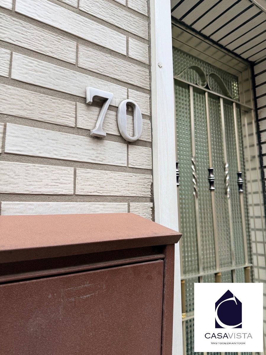 FAMILIEWONING IN DE STAD- MET TUIN - foto 2