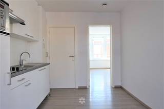 <p><span>GHENT - Paul Fredericqstraat 98: Looking for </span><span>a move-in-ready apartment for rent near the Ghent train station? </span><span>Then this property might be just what you’re looking for.</span></p><p><span> </span></p><p><span>The main highlights at a glance: </span></p><ul><li><span>Perfect starter apartment</span></li><li><span>Located within walking distance of Ghent-Sint-Pieters Station</span></li><li><span>Easy access to the city center by public transportation or bike</span></li><li><span>No common area fees for the building</span></li></ul><p><span> </span></p><p><span>Layout:</span></p><p><span>The apartment is located on the second floor of a townhouse without an elevator. The layout is atypical: You enter through the kitchen, which provides access to the other rooms. You’ll find a fully equipped kitchen-dining area  (stove, range hood, microwave, refrigerator),  bathroom (vanity, shower, and toilet; washing machine hookup), a bedroom, and a living room with a bay window. The apartment is move-in ready, including lighting and curtains. Includes a basement storage unit.</span></p><p><span> </span></p><p><span>Rent: € 850, no common area fees. Permanent residence required.</span></p><p><span>Electricity, gas, and water to be billed separately. Available starting 10/01/2026.</span></p><p><span> </span></p><p><span>Please contact our office, Axel Lenaerts, to schedule an on-site visit via our website.</span></p>