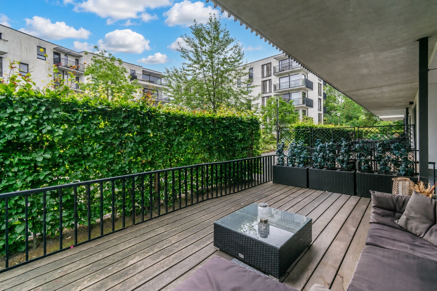 RECENT GELIJKVLOERS APP MET 2SLP, TERRAS & STAANPLAATS! - foto 5