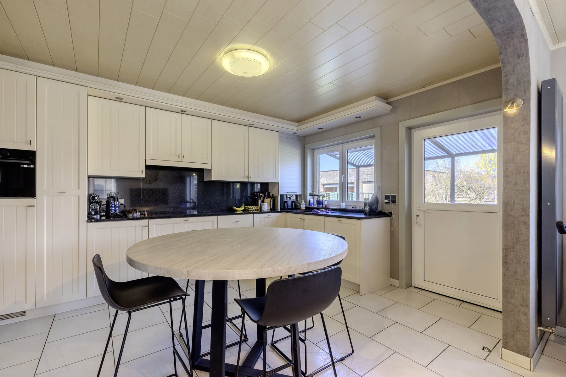 Zeer energiezuinige woning met 5 slpks op ca. 769 m² grond.  - foto 5