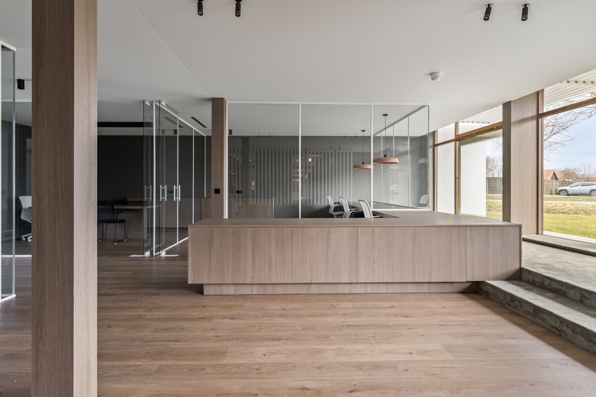 Kantoor (300 m²) Te huur te Torhoutsesteenweg, Zedelgem - foto 3