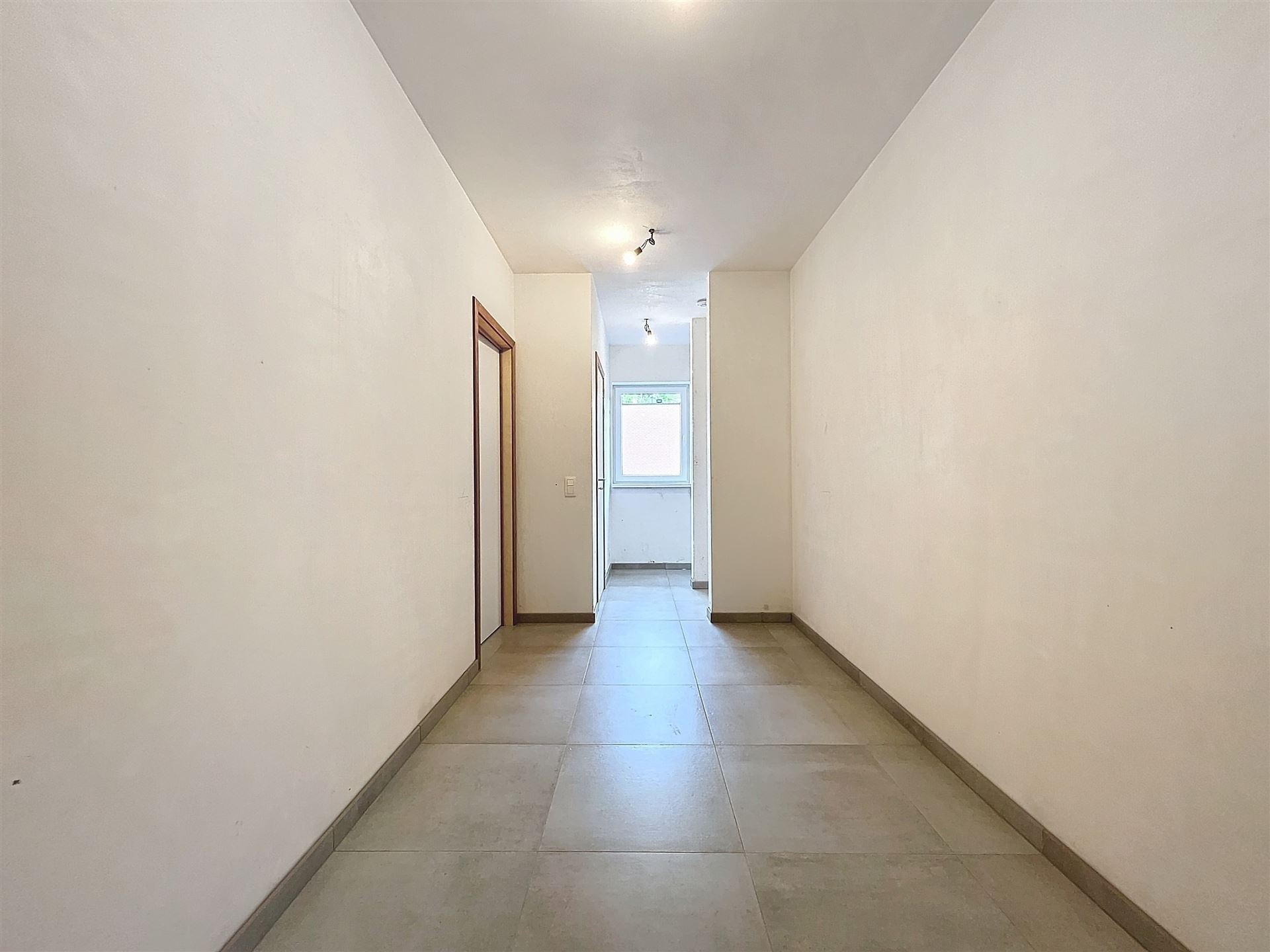 Lichtrijke nieuwbouwwoning - foto 5