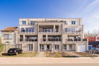 prachtig gelijkvloersappartement met ruime tuinDit ruime appartement bevindt zich op de gelijkvloerse verdieping in een jonge moderne...