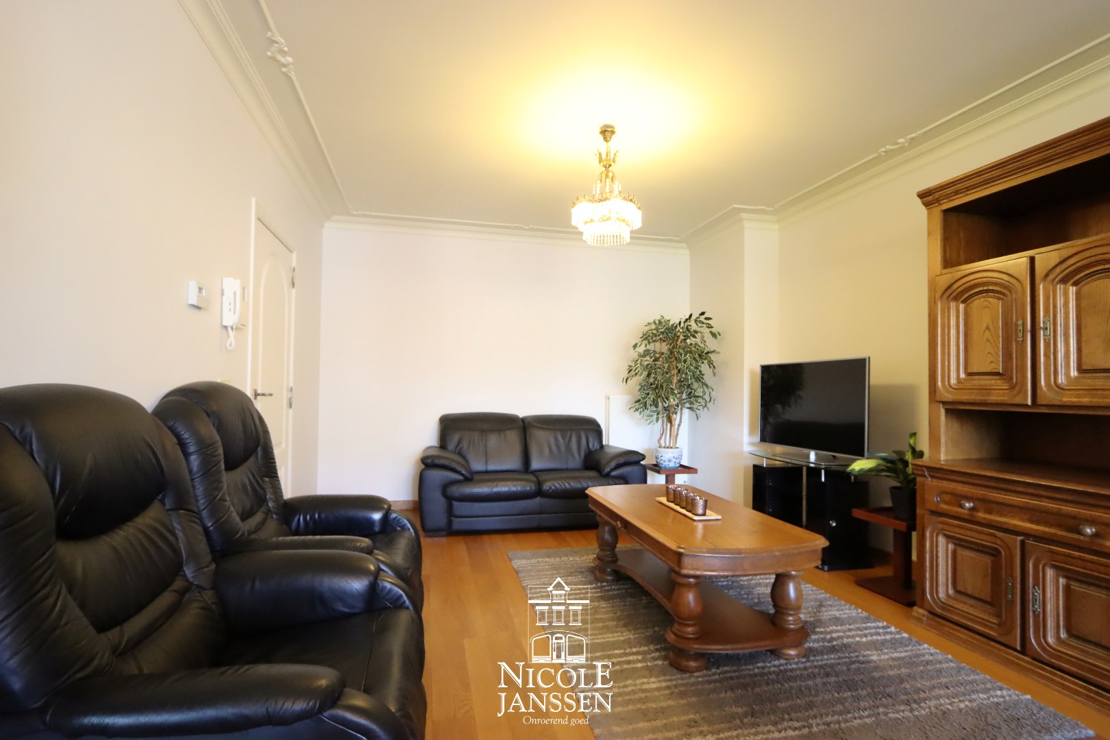 Apartment for rent in Maaseik with 2 bedrooms - photo 4