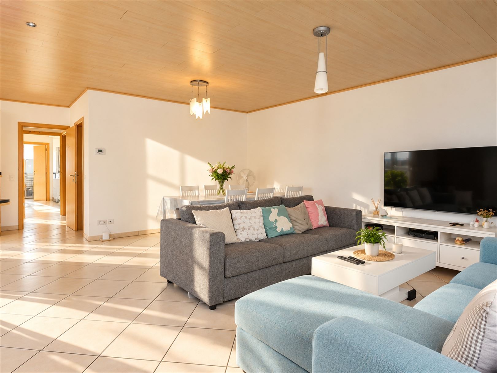 Gelijkvloers appartement met twee slaapkamers en tuin - foto 2