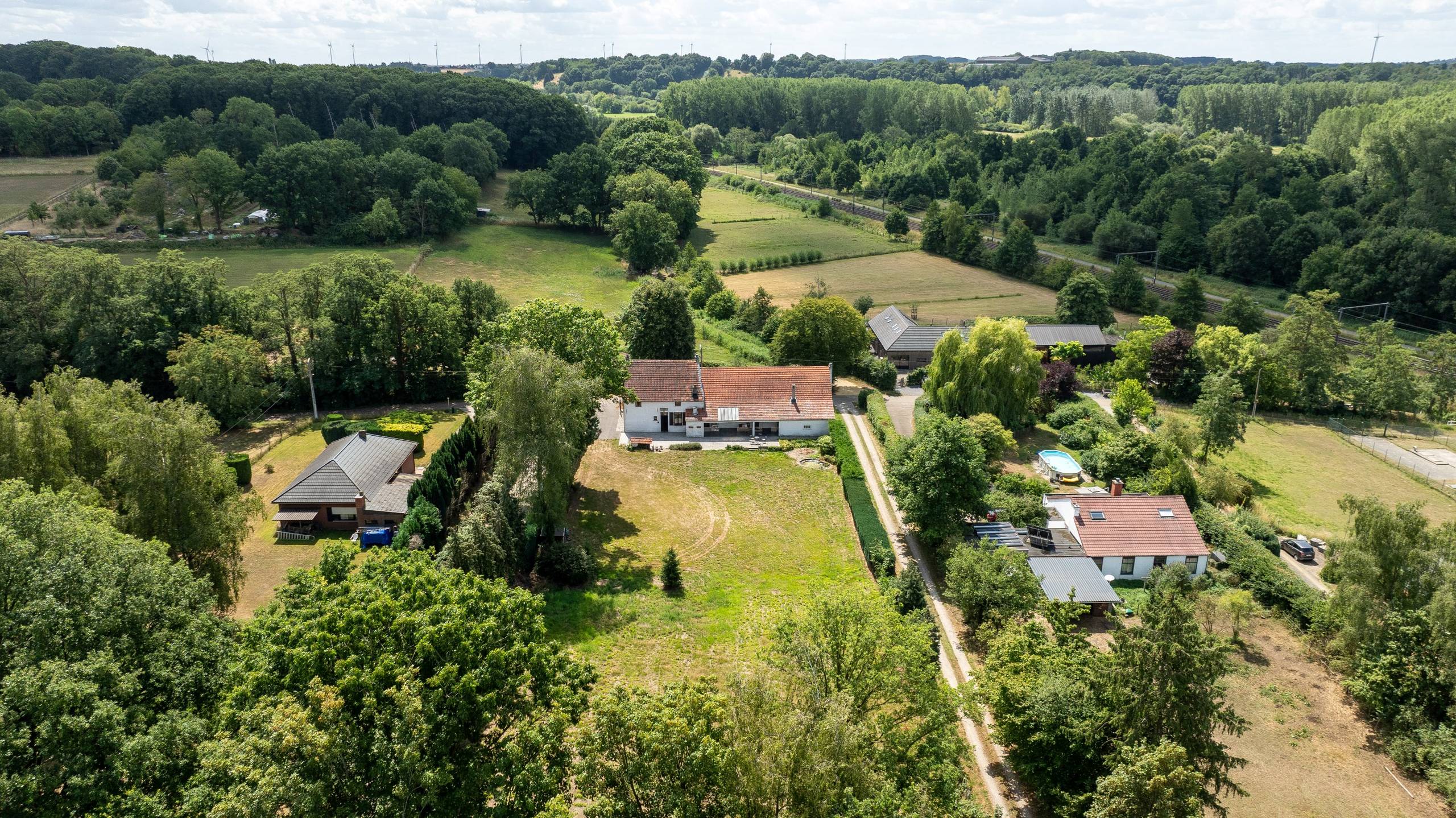 Langgevelhoeve op een unieke locatie met 2 eet- en zitplaatsen en 4 slaapkamers - foto 5