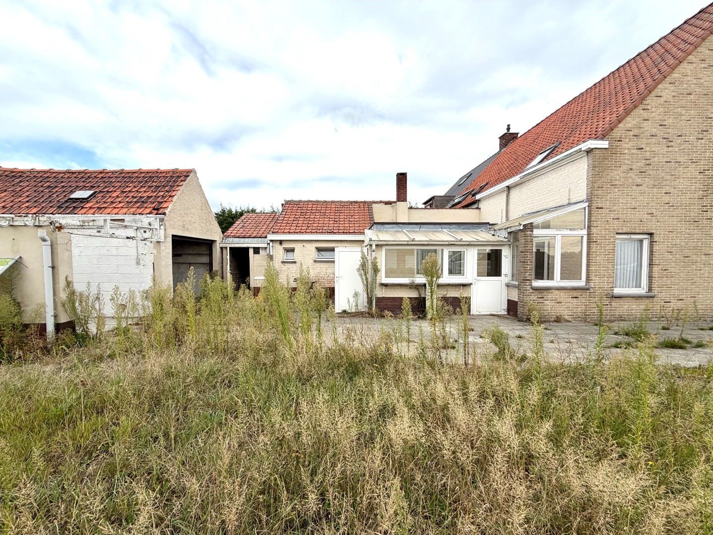 Te renoveren woning met enorm potentieel op topligging in Deerlijk – 419 m² grond! - photo 4
