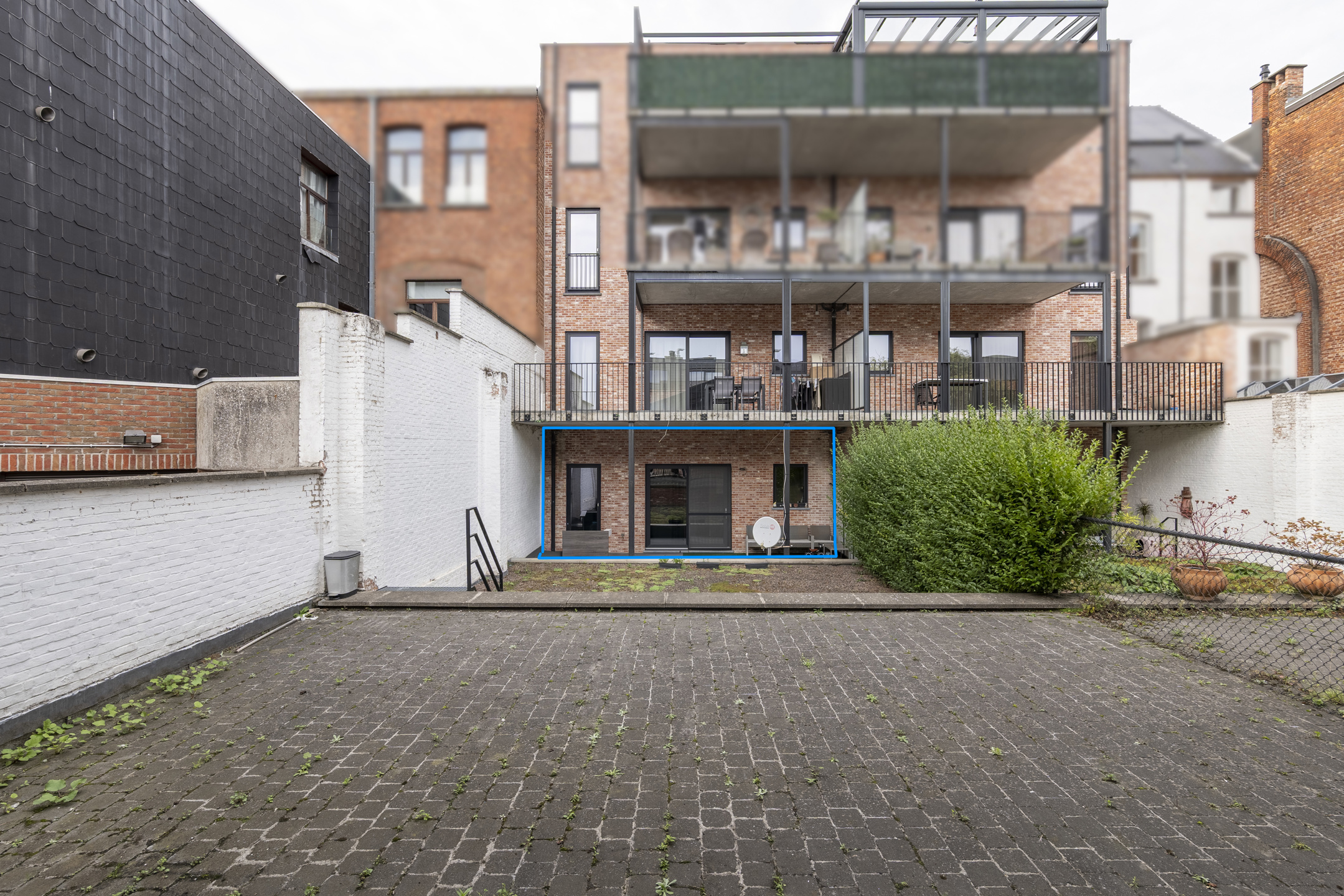 Instapklaar appartement met terras en ondergrondse parking - foto 2