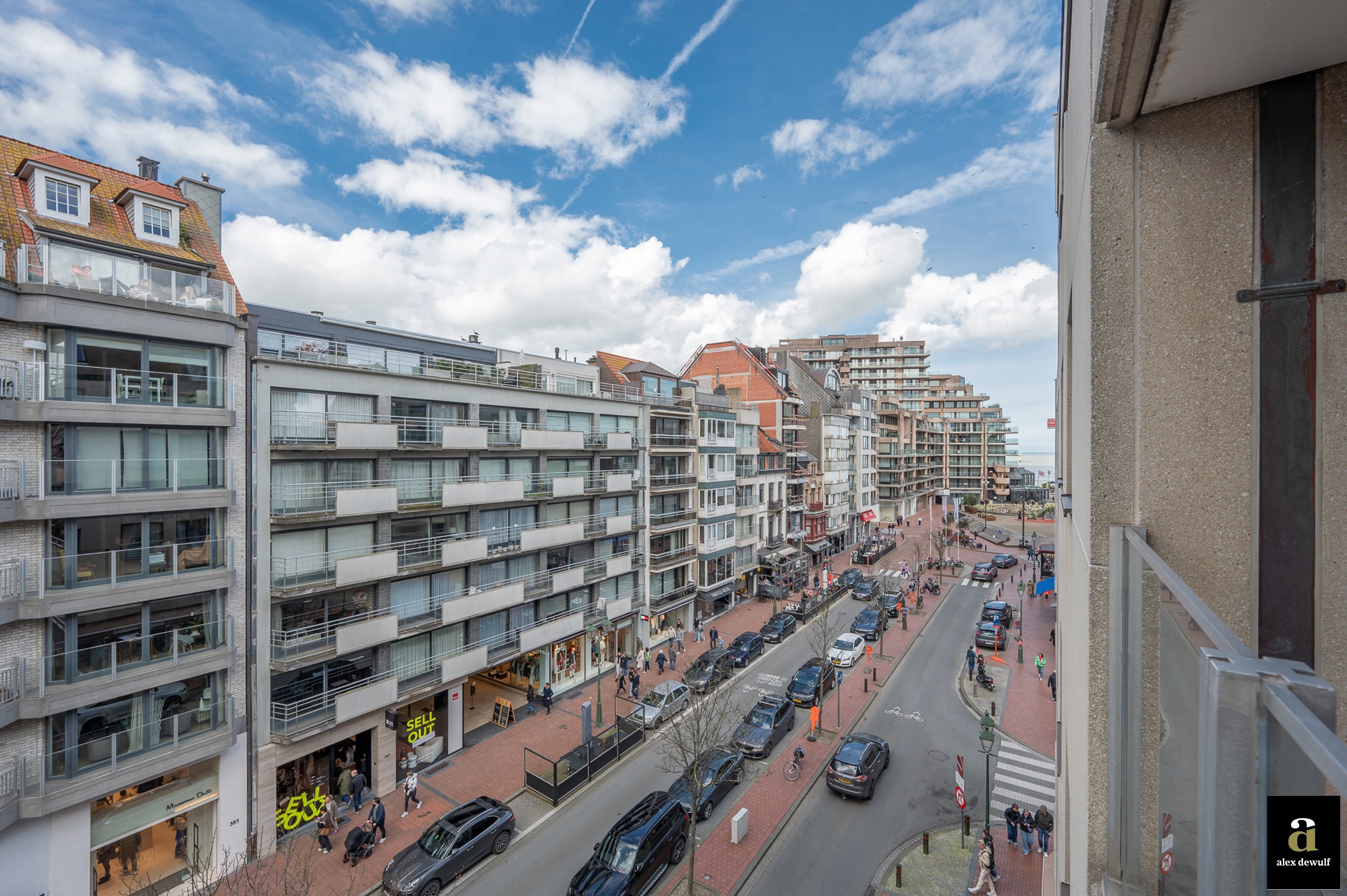 Prachtig vernieuwd appartement met terrasje te Lippenslaan - foto 3