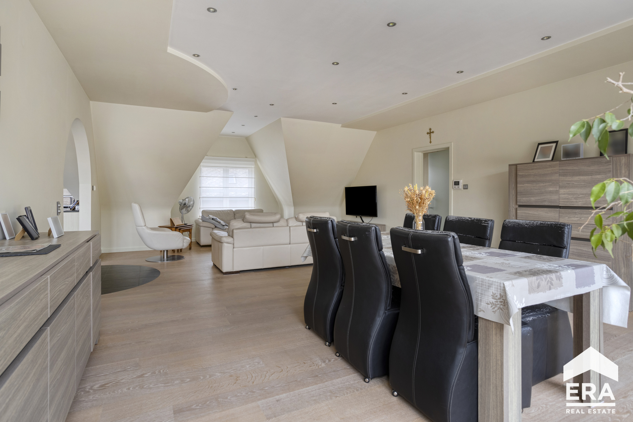 Luxueuze penthouse met ruim terras in hartje Geel! - foto 4