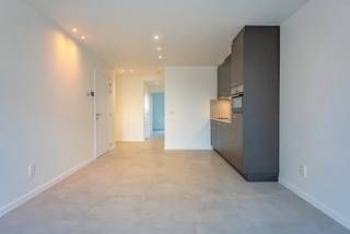 Apartment for rent in Stabroek