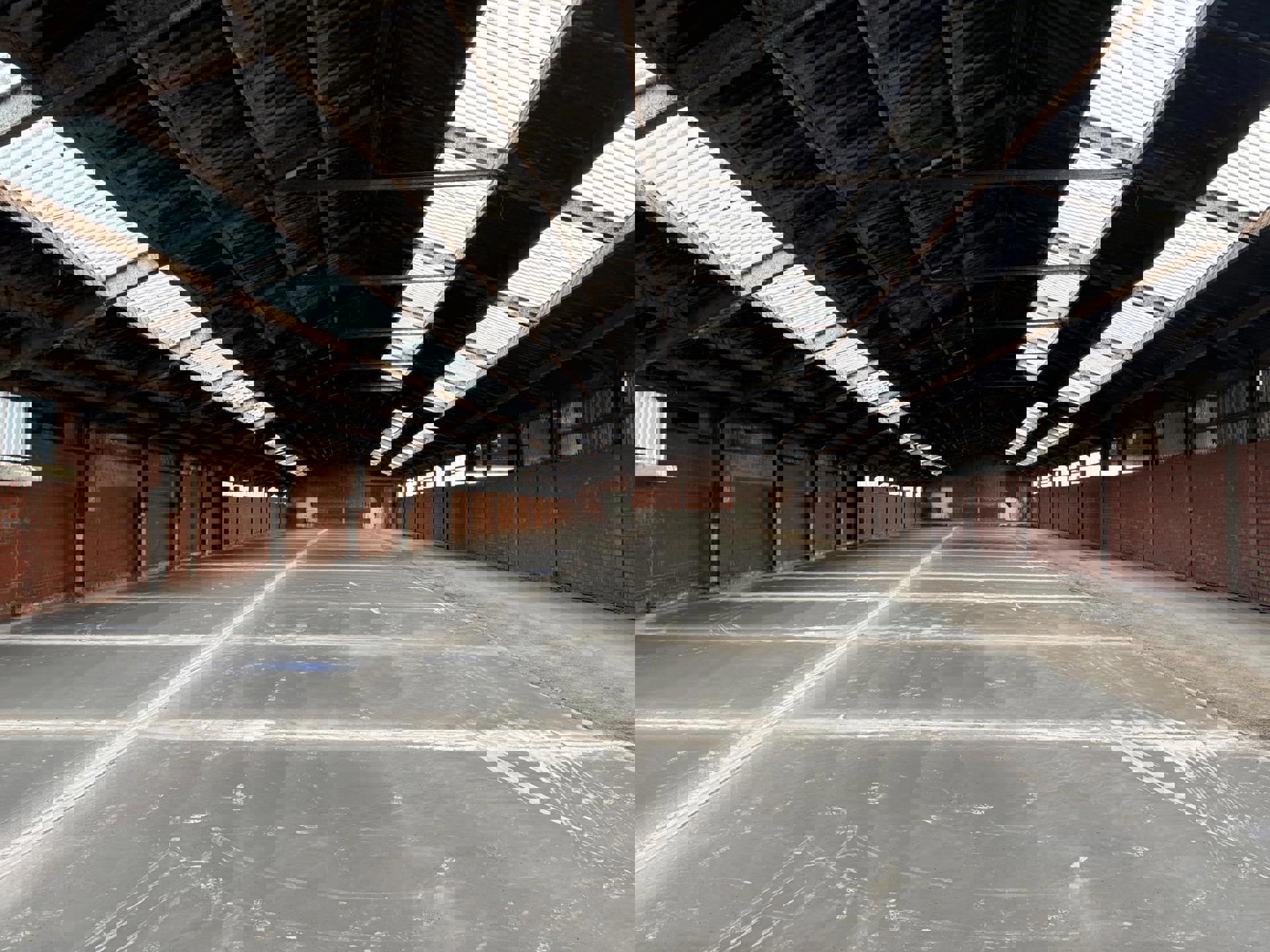 Opslagloods te huur in Ruddervoorde met een opp van 1.440m2!  - foto 2