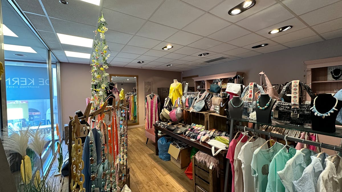 Handelspand in shoppingcenter 'De Kern' in Wilrijk te koop. - foto 4