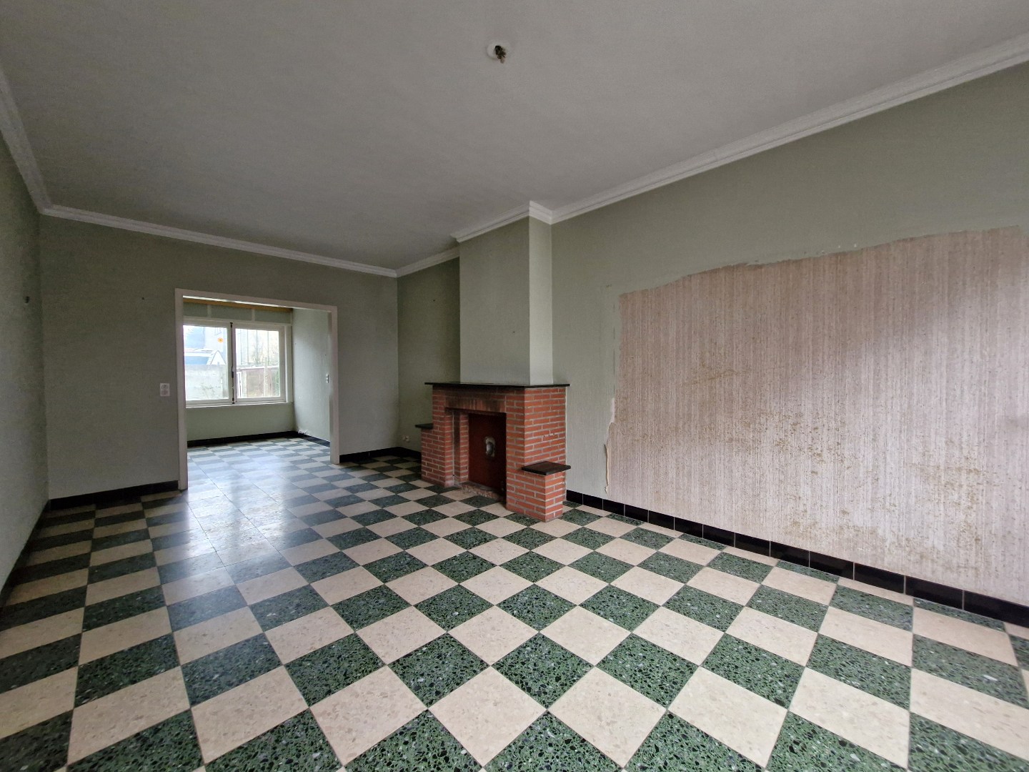 Maison familiale spacieuse à rénover avec un garage profond au cœur de Knokke. - photo 3