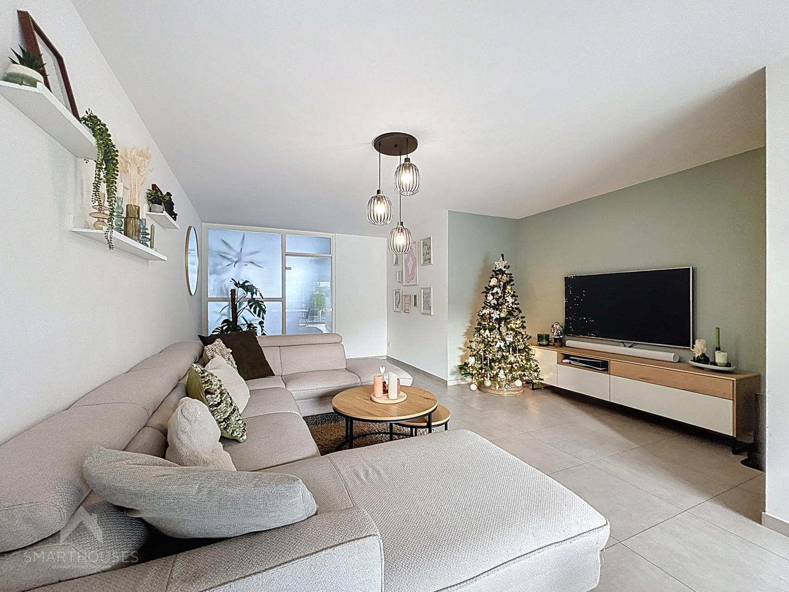 Centraal gelegen woning met 4 slaapkamers en garage - foto 5