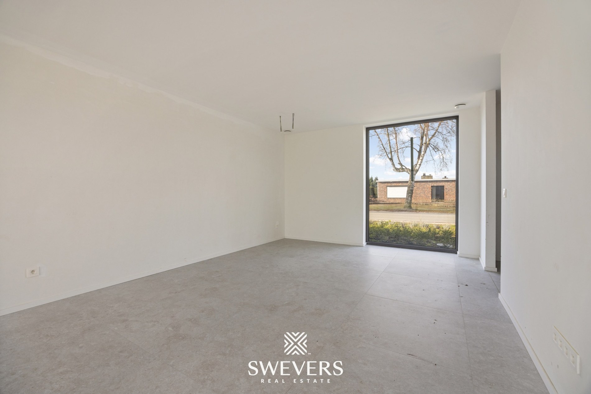 Moderne woning met open leefruimte en tuin - foto 3