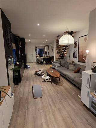 RECENT GERENOVEERDE, GOED ONDERHOUDEN EN GEZELLIGE WONING 145M² MET 2 SLAAPKAMERS, BUREAU, 2 TERRASSEN, TUIN EN GARAGEcentrale ligging nabij...