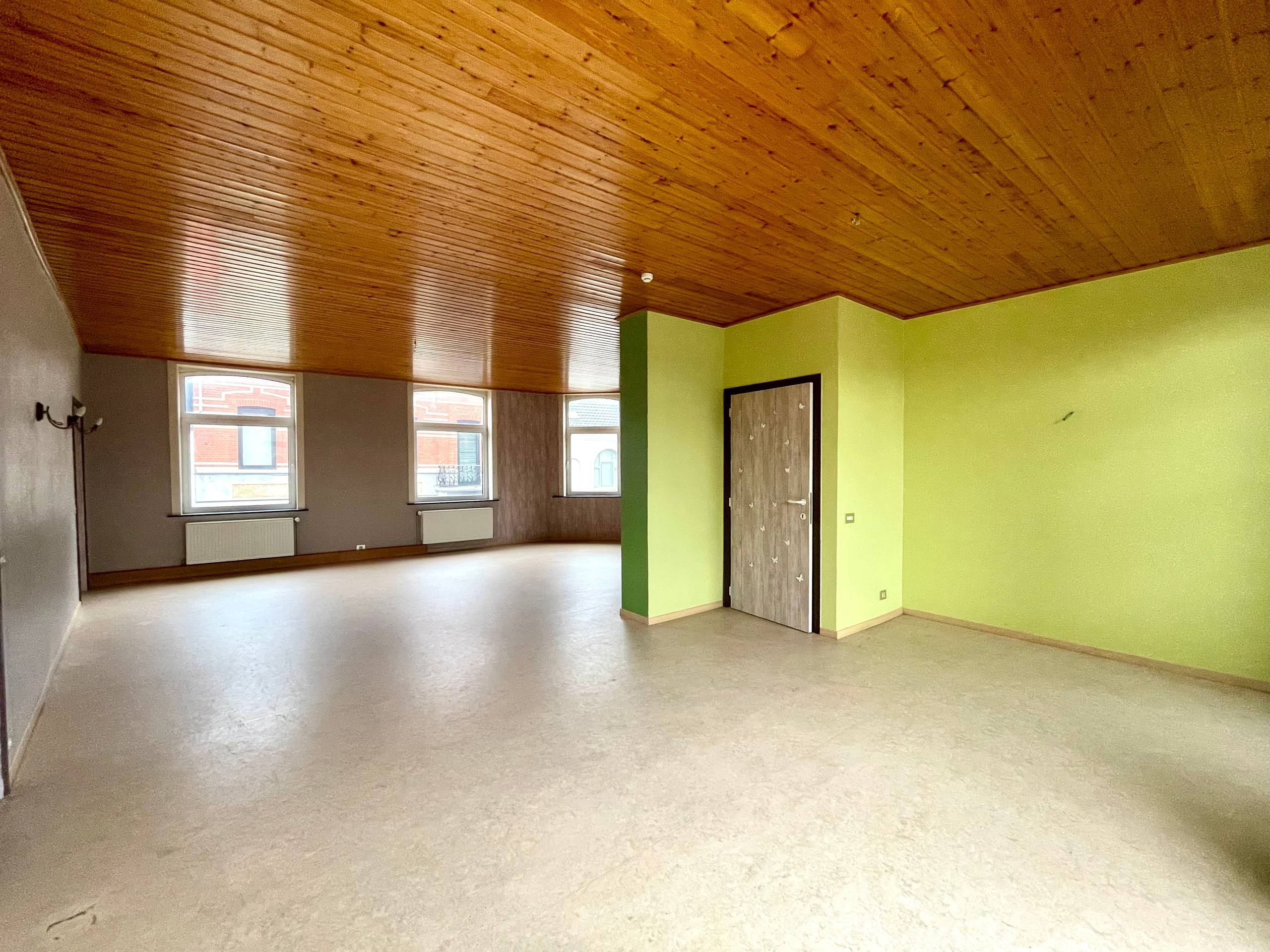 Wervik - Ruim appartement met 3 slaapkamers te huur - foto 3