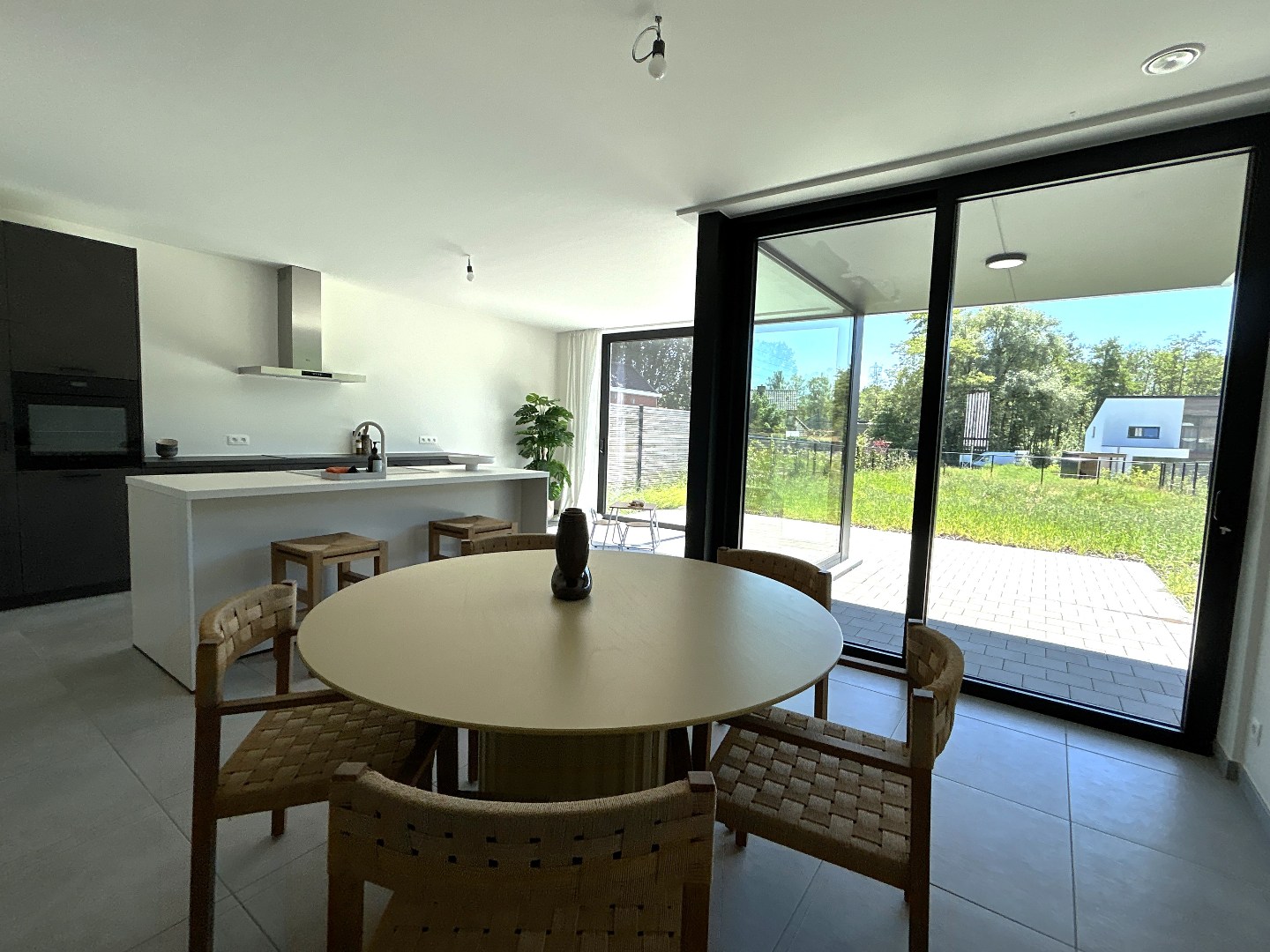 Luxueuze nieuwbouwwoning te huur - foto 4