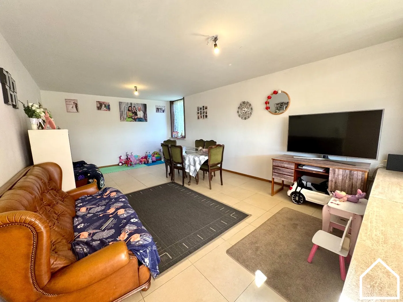 APPARTEMENT MET 3 SLPKS - BADKAMER - ZONNIG TERRAS - foto 5