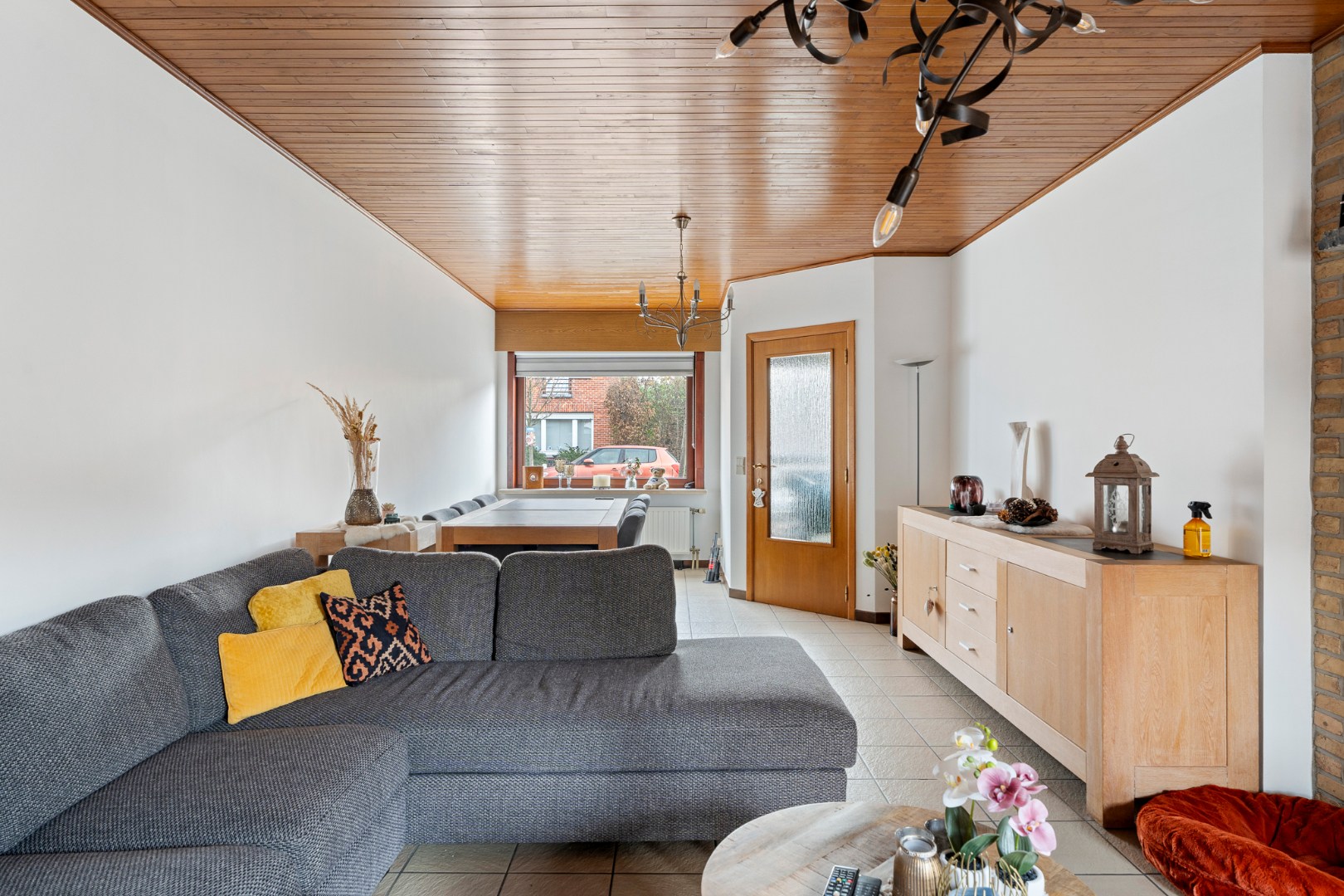 Huis met inpandige garage, tuin en atelier te Wondelgem - foto 4