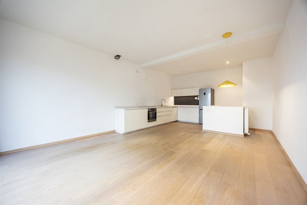 Duplex appartement met groot terras en autostaanplaats - foto 4