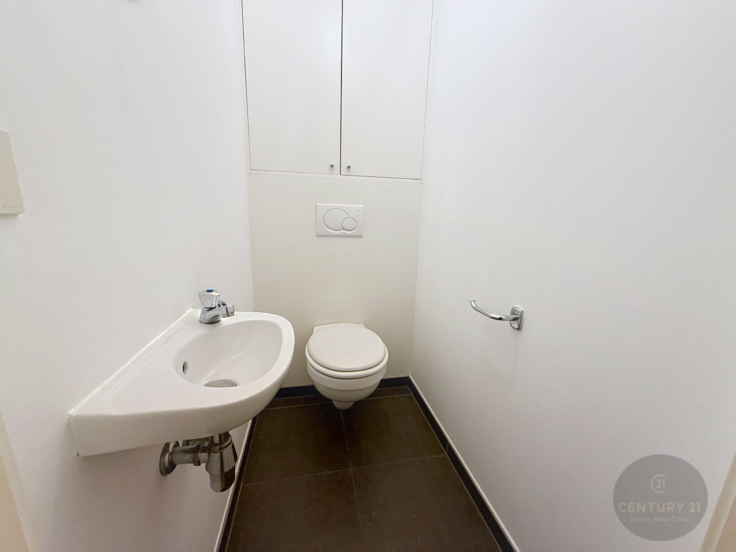 2 slaapkamer appartement met koer en garagestaanplaats - foto 4