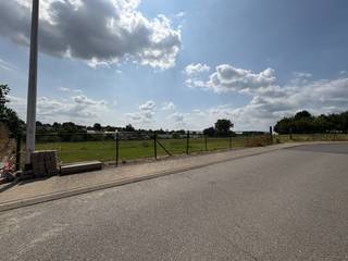 In het landelijke Gingelom, langs de rustige Kusterstraat, bevindt zich een prachtig perceel bouwgrond van maar liefst 14a18. Met een royale...
