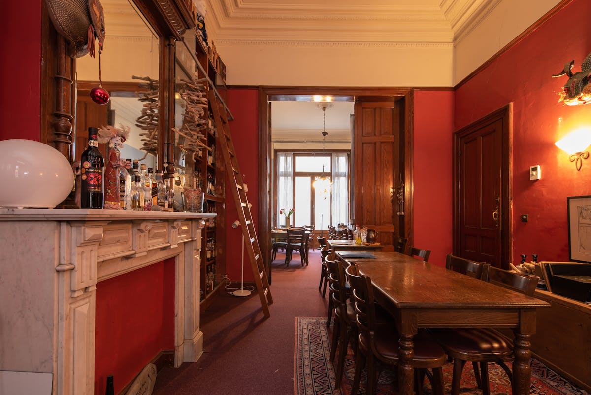 Charmant herenhuis te koop te Oostende met veel mogelijkheden - foto 5