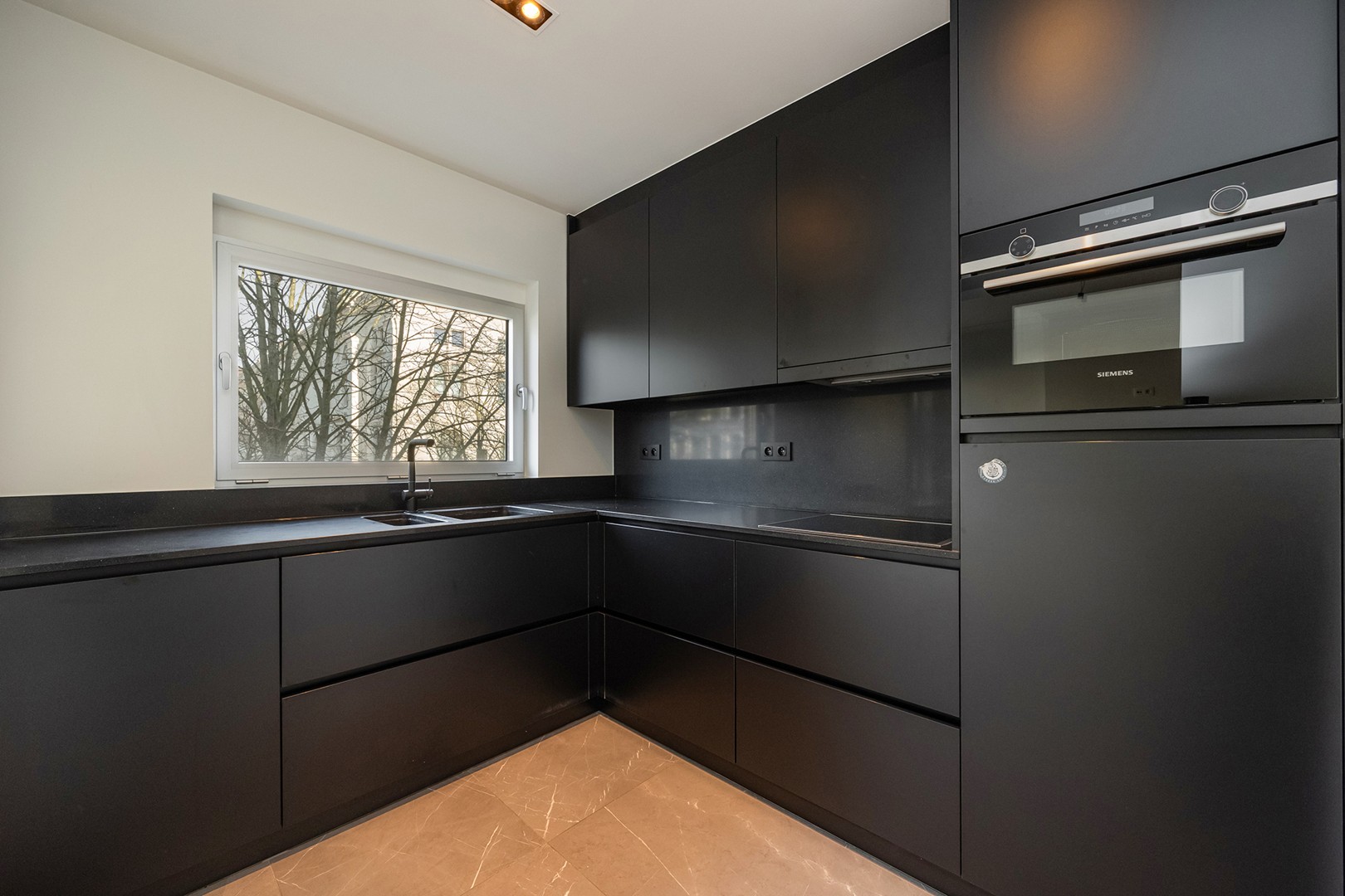 APPARTEMENT MET ZICHT OP KMSKA - foto 5