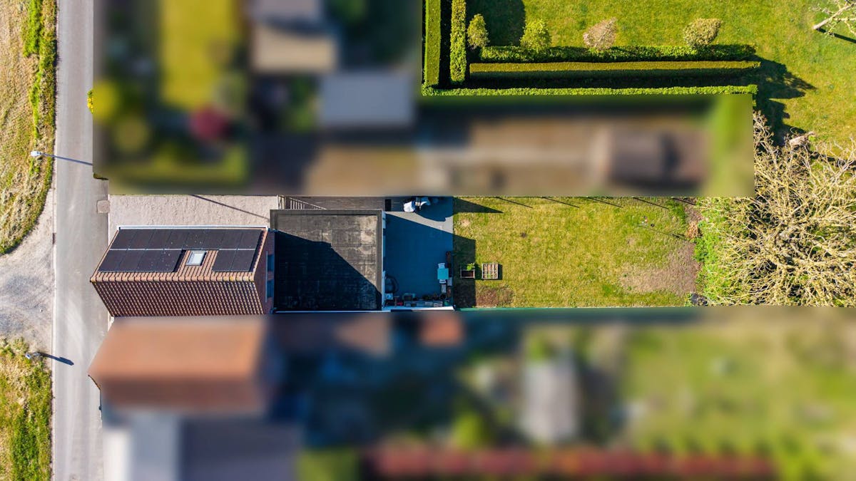 Instapklare halfopen bebouwing (2017) met zonovergoten tuin in Geluveld - foto 4