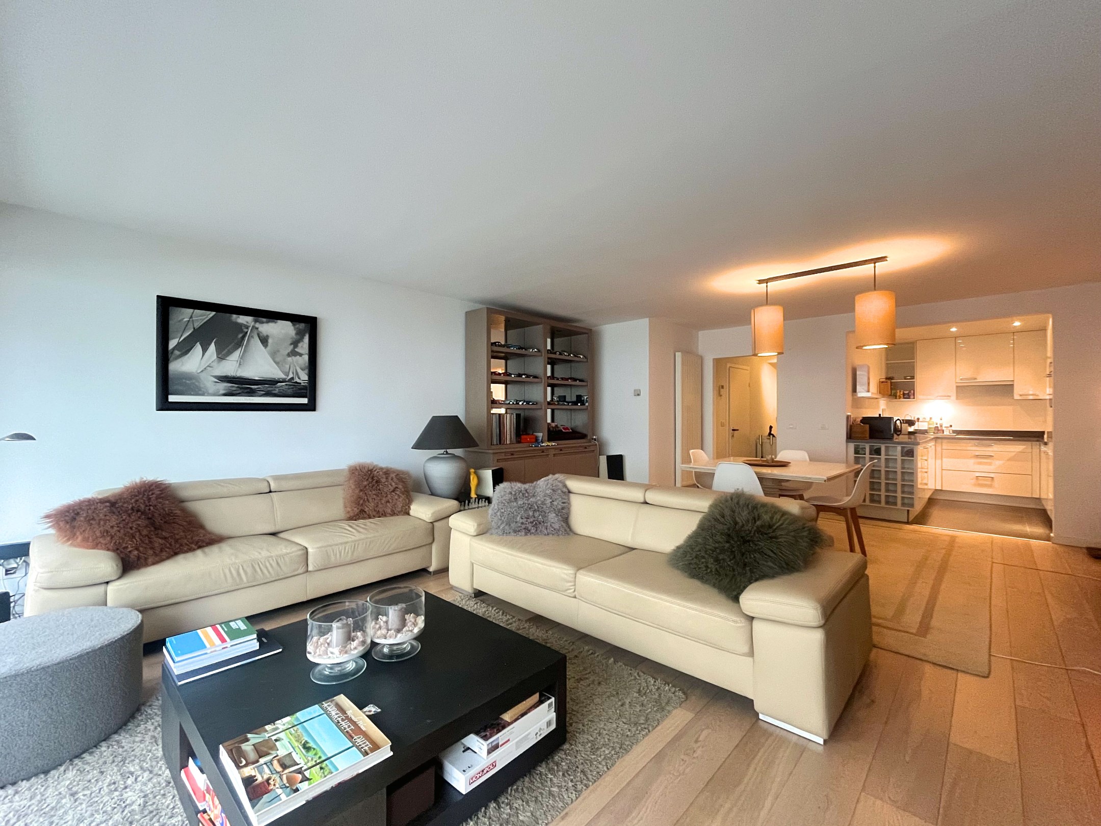 Gemeubeld appartement op de Kustlaan te Knokke - foto 2