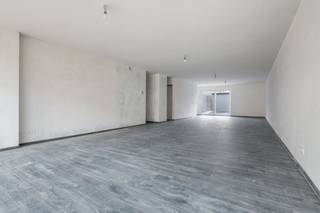 Commercial à vendre à Assenede