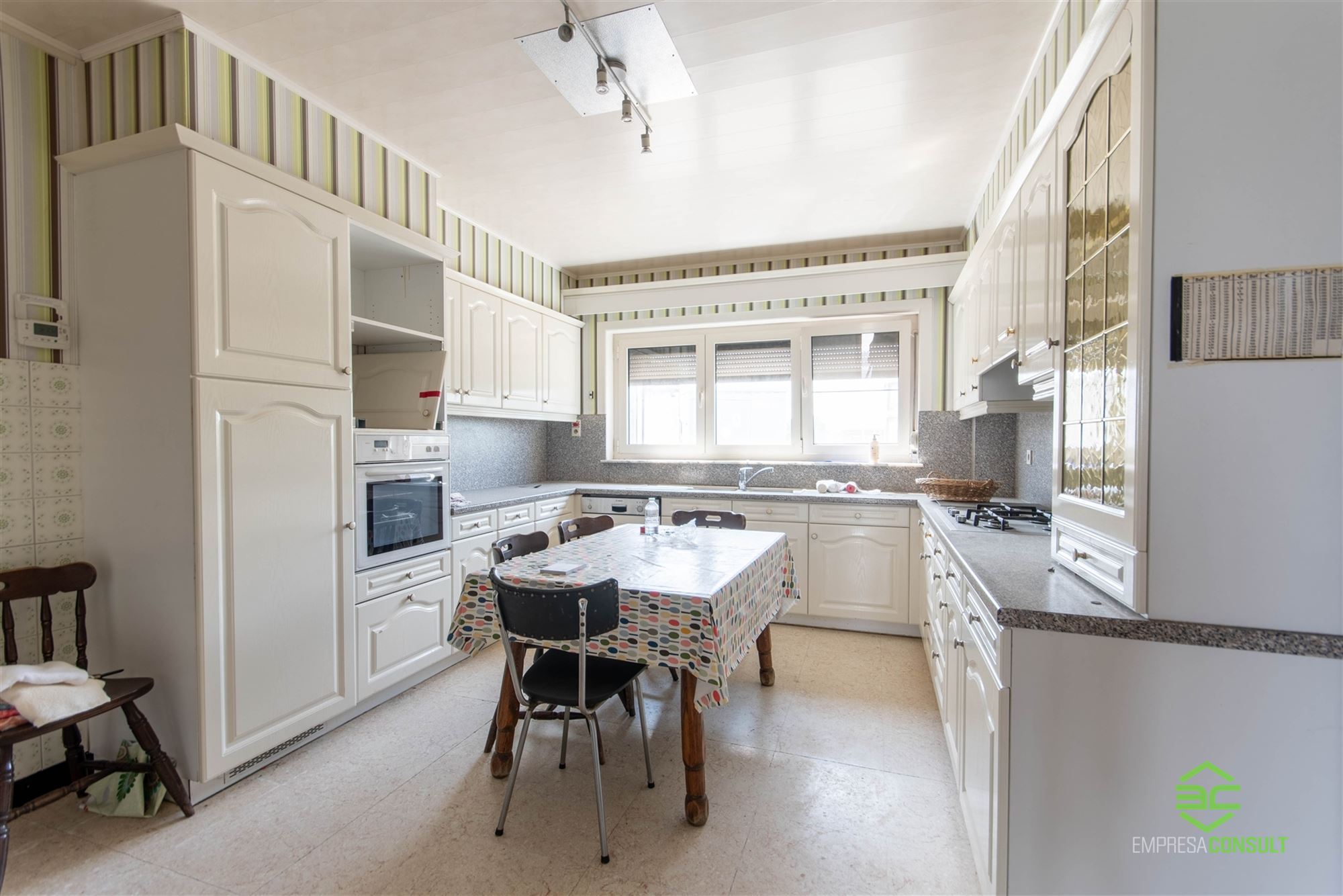 Ruime gezinswoning met 5/7 slpk op 6a 68ca! - foto 5