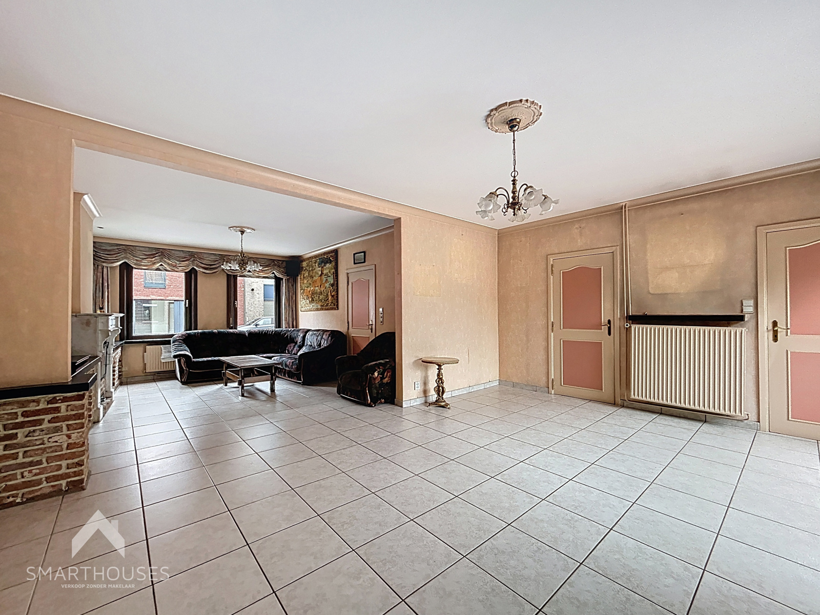 Ruime gezinswoning met 4 slaapkamers, garage en tuin - foto 4