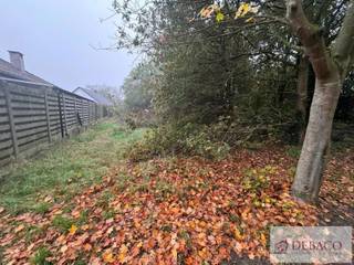 Rustig gelegen bouwgrond voor OBTotale oppervlakte 881m²Stedenbouwkundige voorschriften te verkrijgen via kantoor.Bouwgrond is gelegen in een rustige...