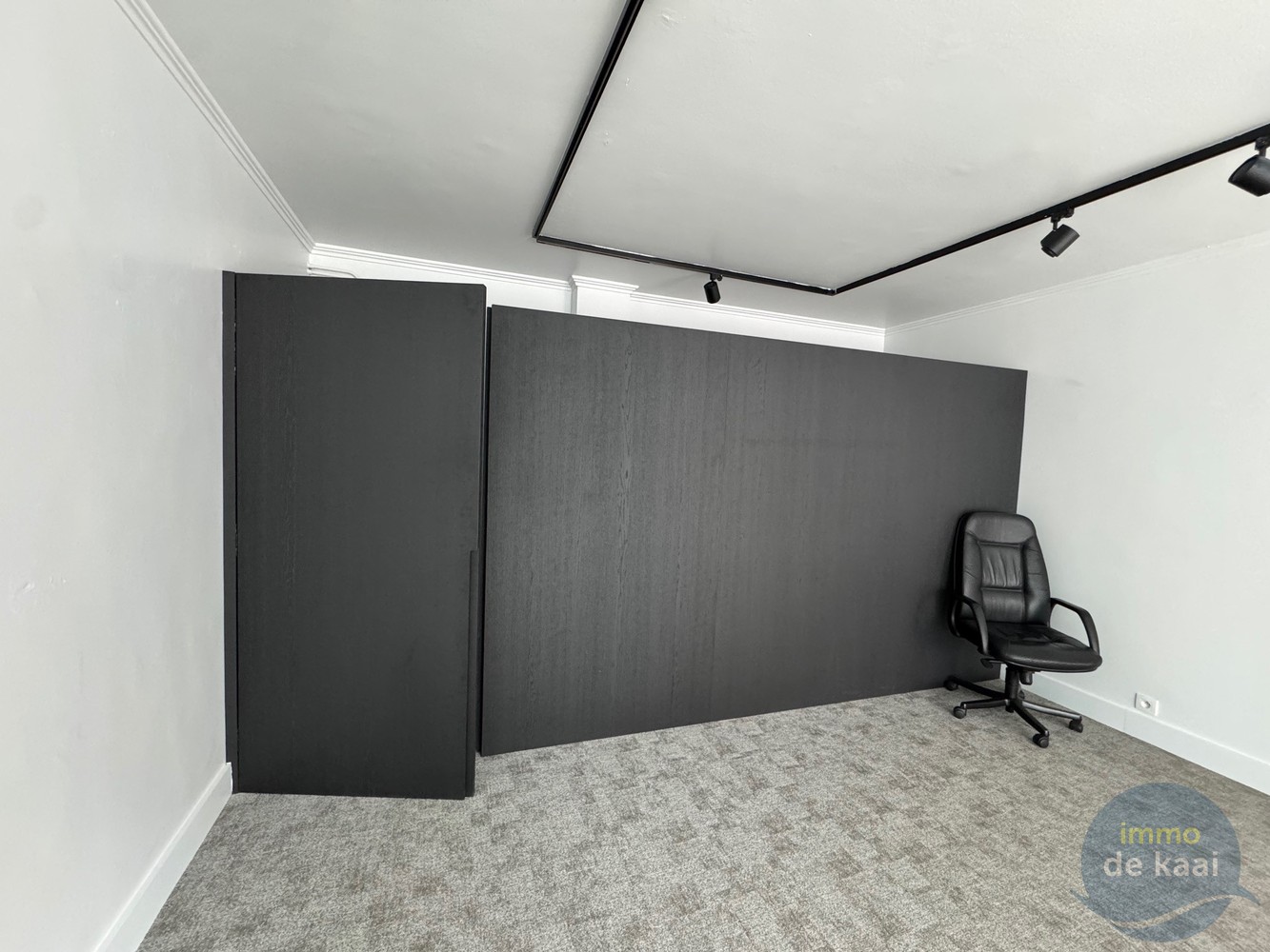 Commercial à louer à Nieuport - photo 2