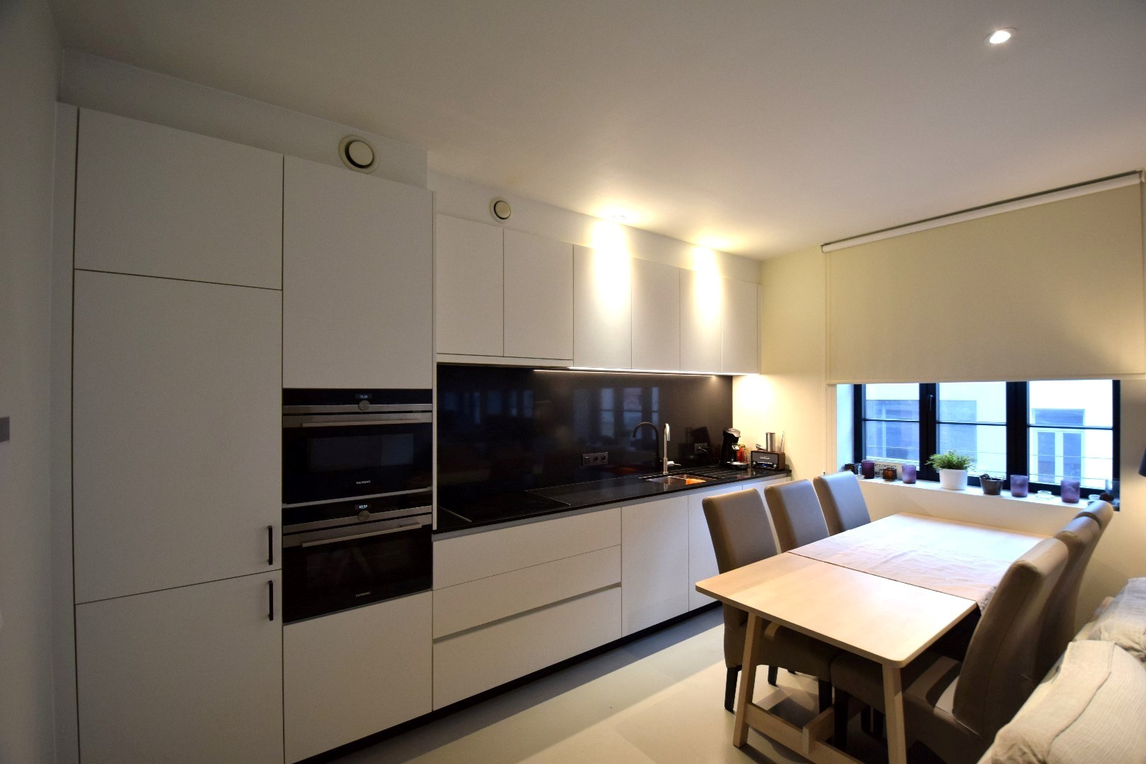 Moderne studio op topligging te Gent centrum met ondergrondse parking - foto 2