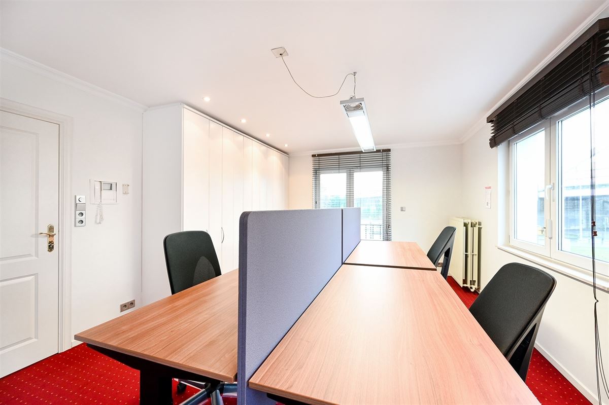 Commercial for rent in Brasschaat - photo 2