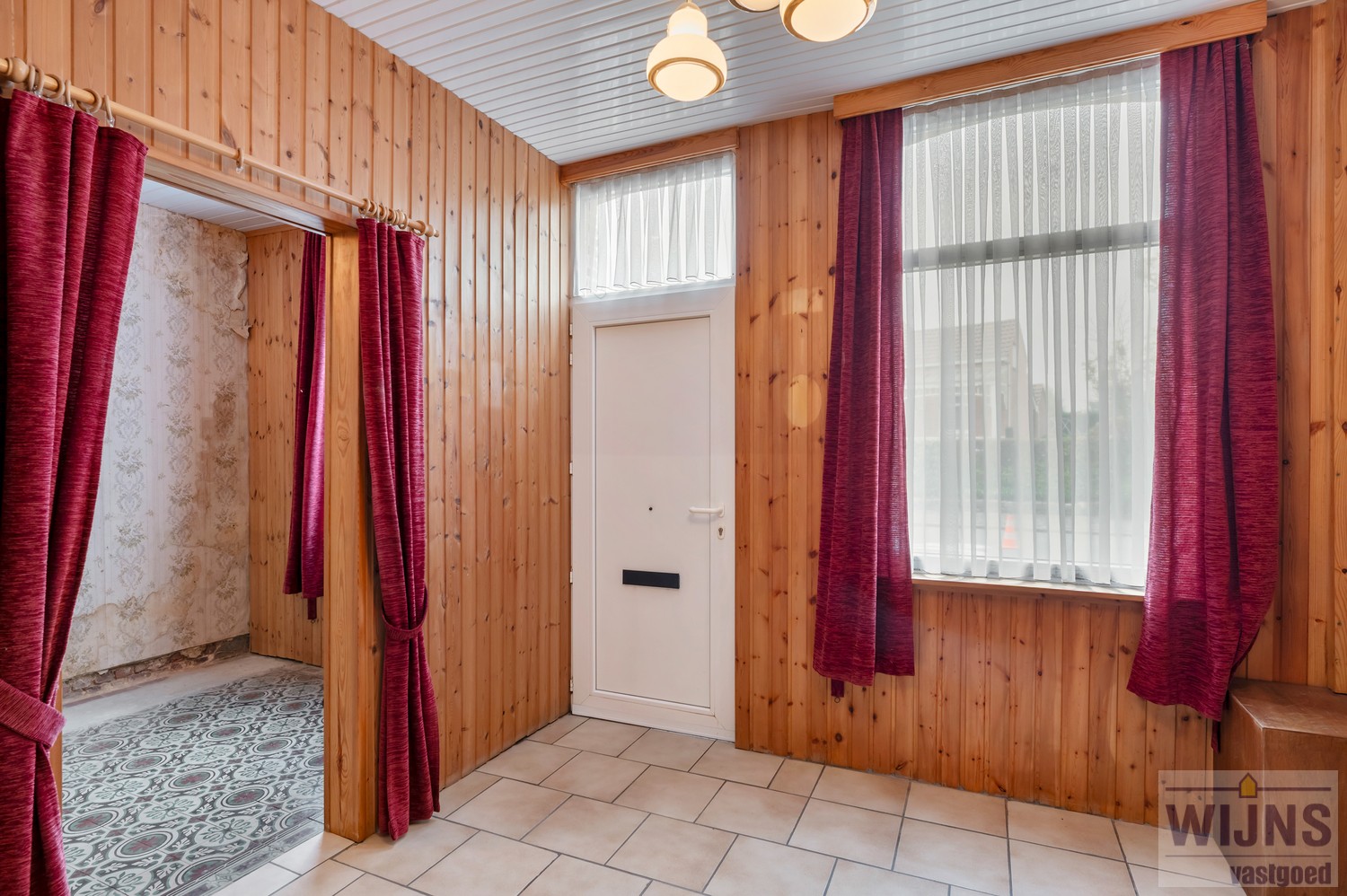 TE RENOVEREN WONING MET ACHTERUITGANG IN HET CENTRUM VAN EMBLEM - foto 5