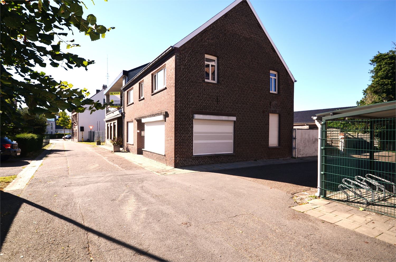 CENTRAAL GELEGEN HANDELSPAND MET VELE MOGELIJKHEDEN IN HET CENTRUM VAN HECHTEL! - foto 3