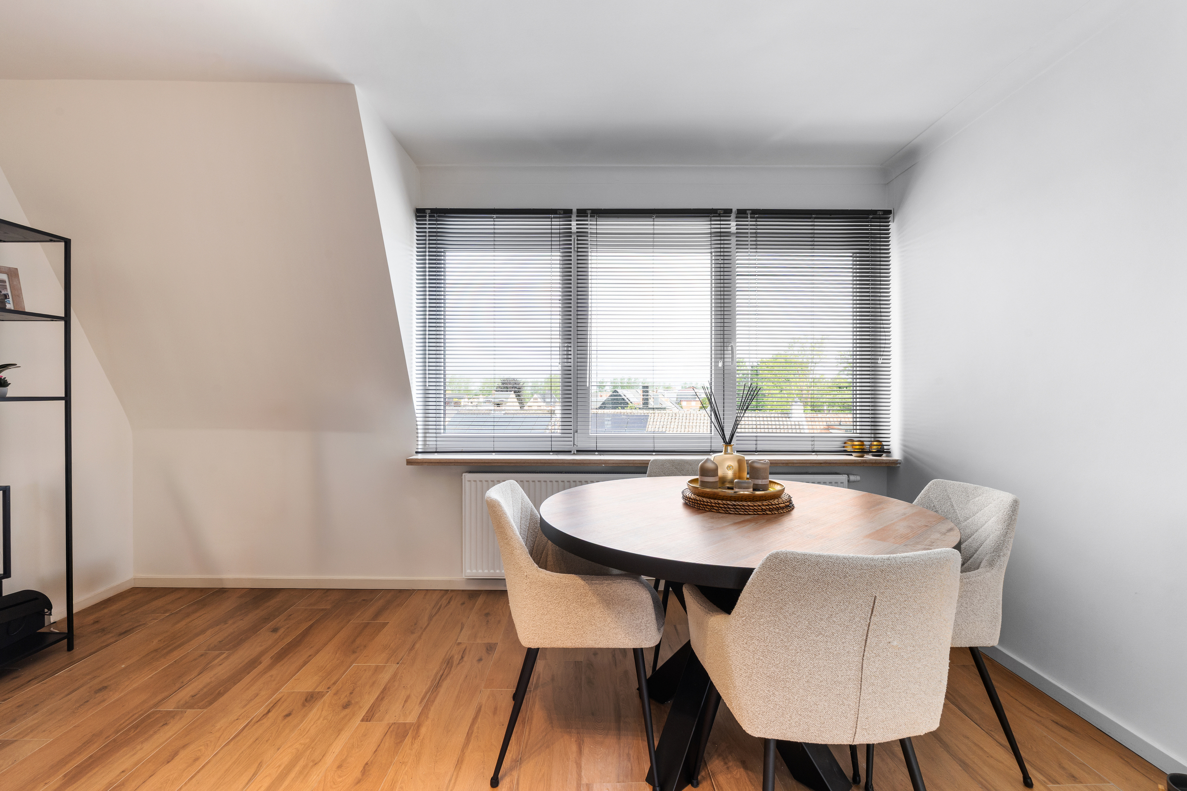 Apartment for sale in Sint-Niklaas with 2 bedrooms - photo 4
