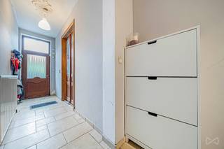 Contact : Maxime Van den Abbeele : 0494/05.23.55 - maxime.v@weinvest.be Votre agence We Invest Charleroi & en Fagne vous présente aujourd'hui...