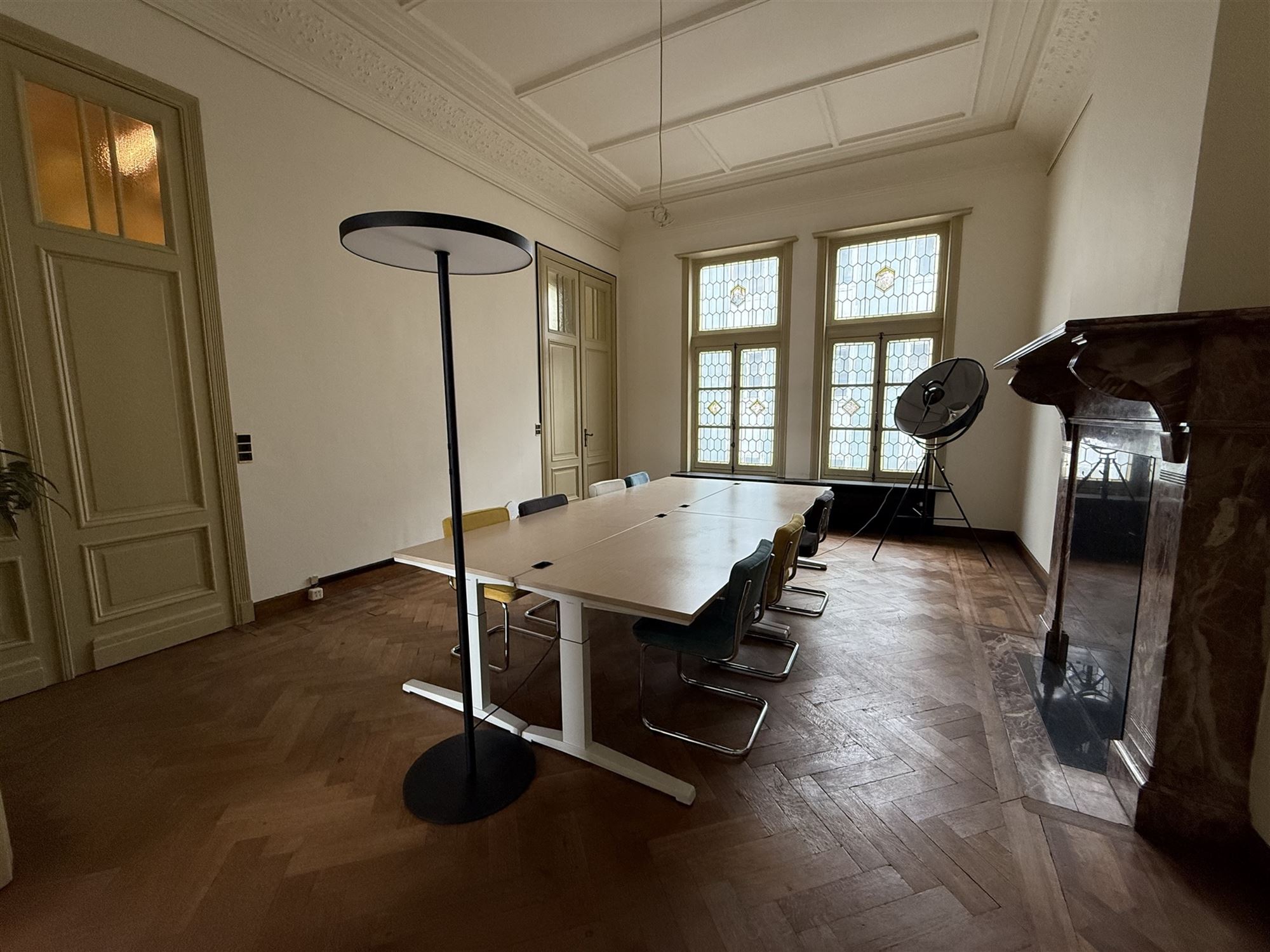 Ruim kantoor met keuken in centrum Antwerpen - foto 3