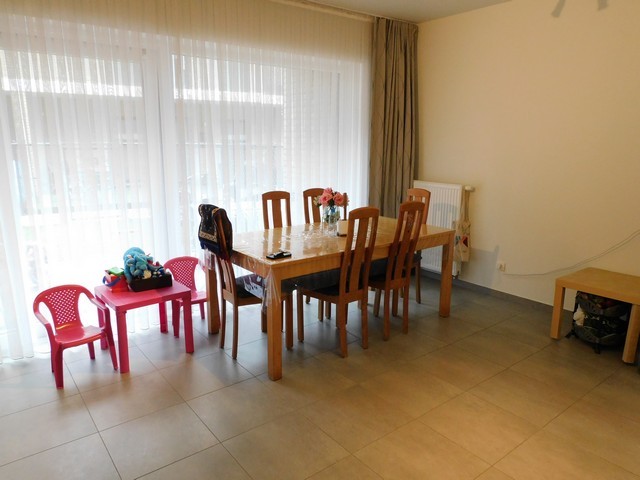 Gelijkvloers appartement in het centrum met autostaanplaats - foto 5