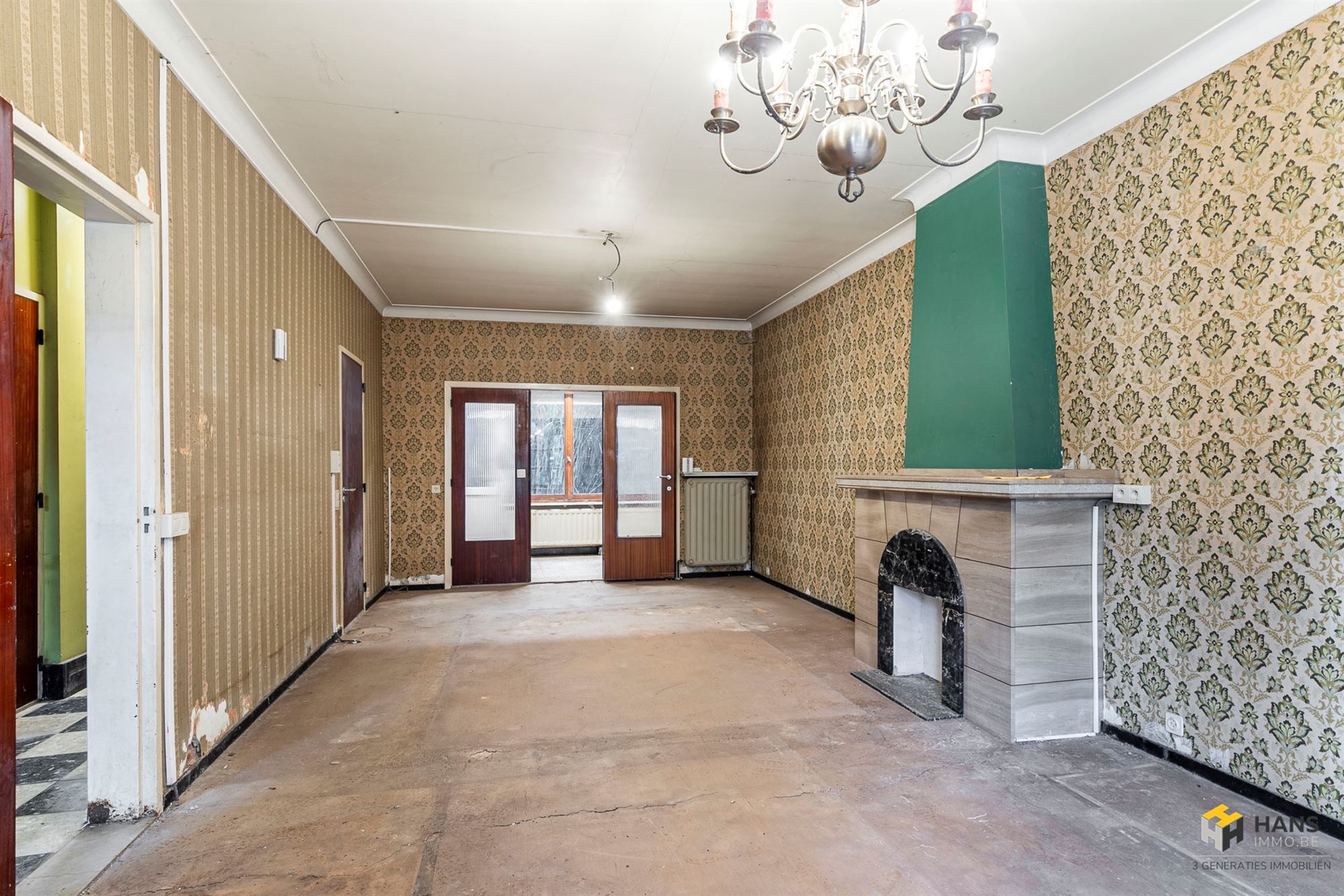 Te renoveren woning (129 m²) met 3 slaapkamers, garage en tuin (113 m²) in Wilrijk. - foto 4