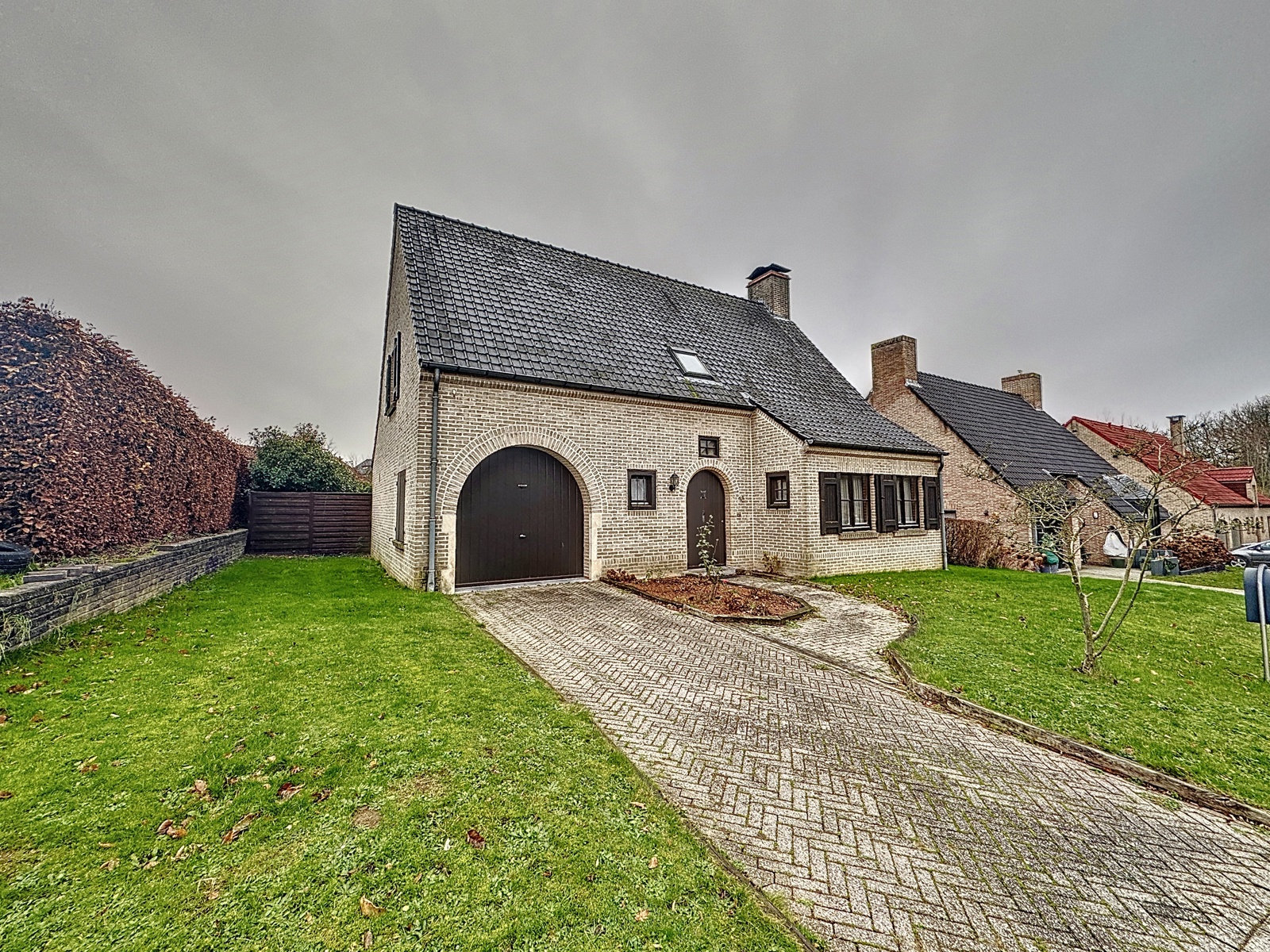 Rustig gelegen woning met 3 slaapkamers - foto 1