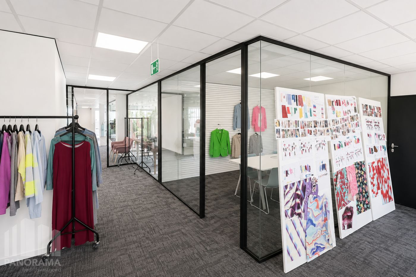 BUREAUX DE 790 m² AVEC 20 PLACES DE PARKING - photo 4