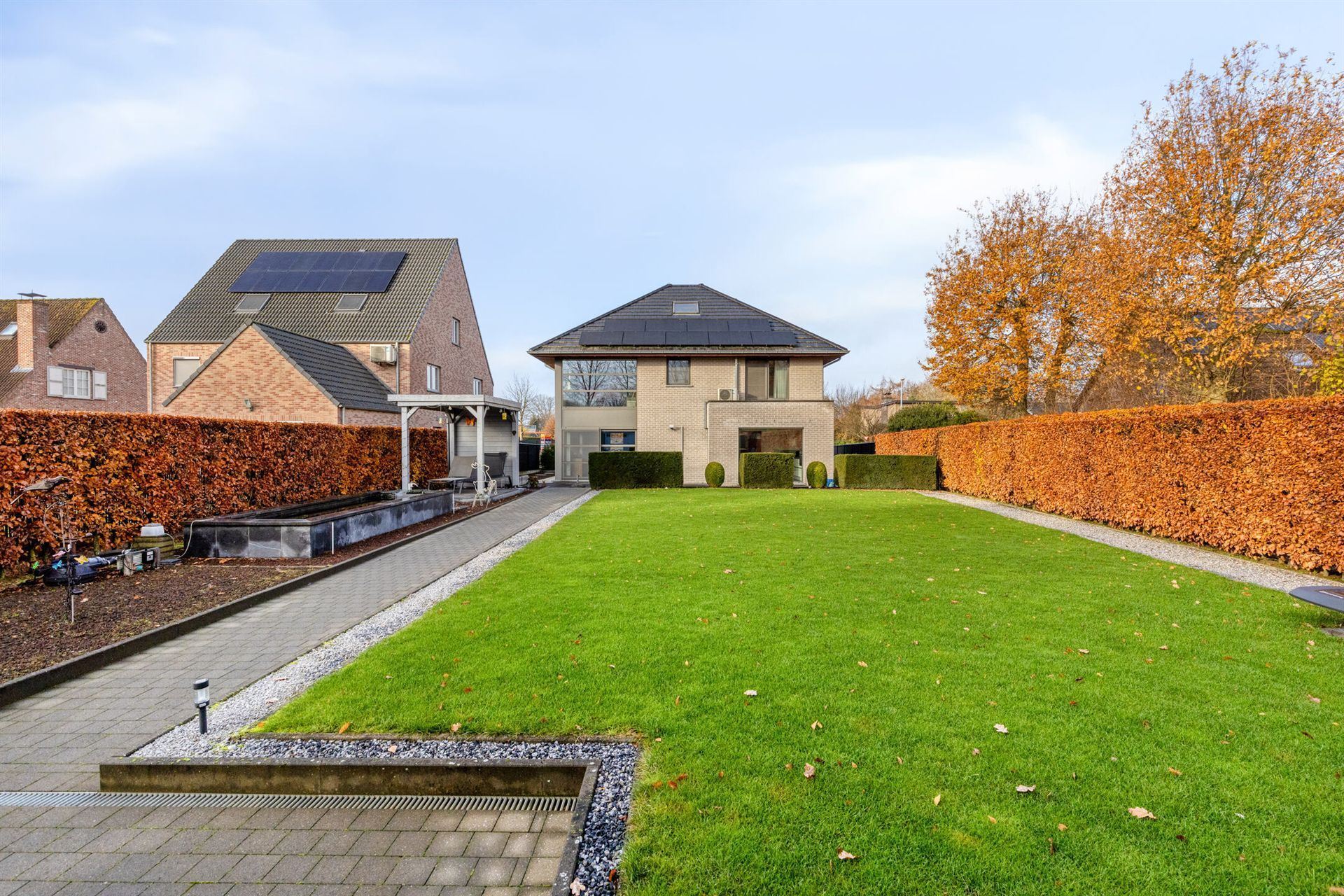 INSTAPKLARE, ENERGIEZUINIGE OPEN BEBOUWING MET TIJDLOZE ARCHITECTUUR OP 10A 5CA - foto 3