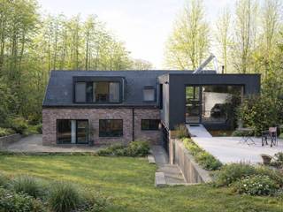 Scheldewindeke – Ruime woning met loftkarakter in een groen, glooiend landschap op slechts 20 minuten van GentVoor meer...